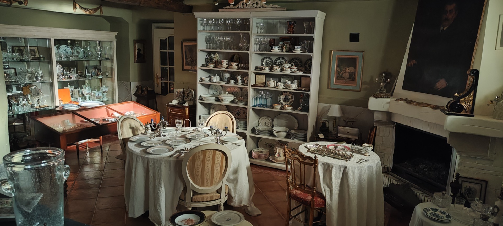 Un rincón de la boutique maisonlartdelatable, (el Arte de la Mesa)